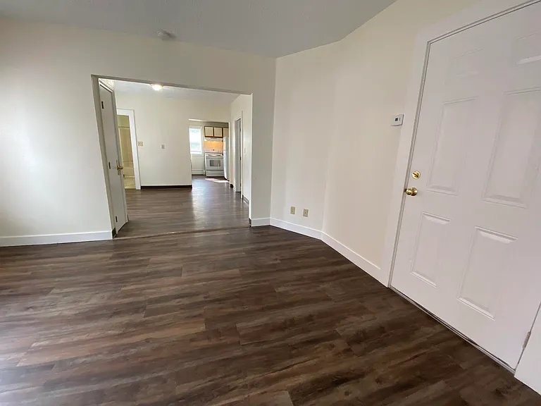 133 2nd St #2S — Photo 15