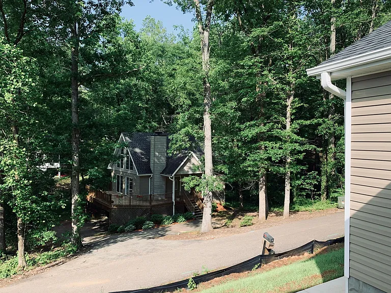 831 Eagles Nest Dr — Photo 30