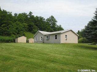 6425 Bloom Rd, Newark, NY 14513