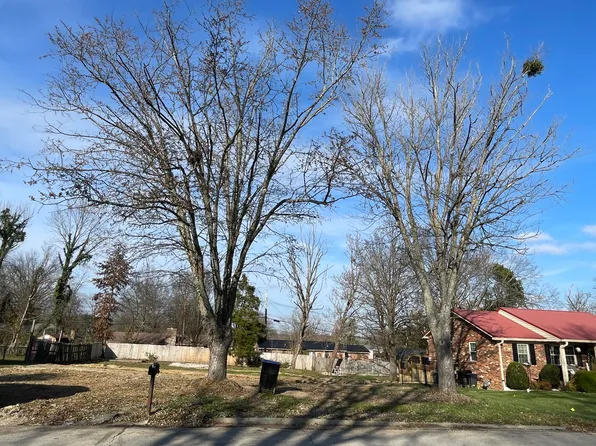 391 Harrodswood Rd, Frankfort, KY 40601