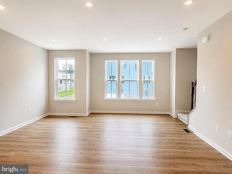 4843 Berryfield Ln — Photo 11