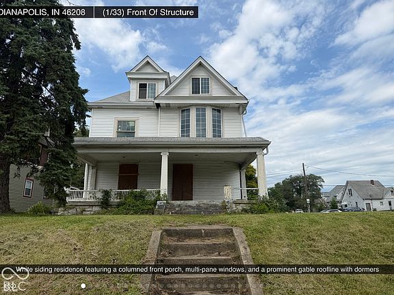 3rd image of 2854 N Illinois St