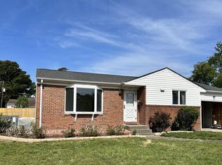 637 Aragona Blvd, Virginia Beach, VA 23462