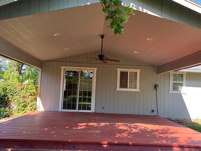 30 NE Alora Dr — Photo 15