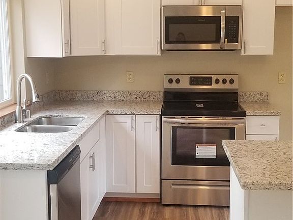 2nd image of 3321 Alyson Dr