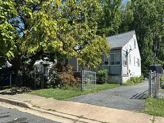 2nd image of 1635 Hopewell Ave