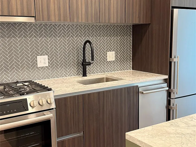 2209 S 1st St #322 — Photo 16