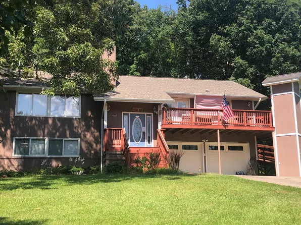 381 Hidden Lakeview Cir, Hiawassee, GA 30546