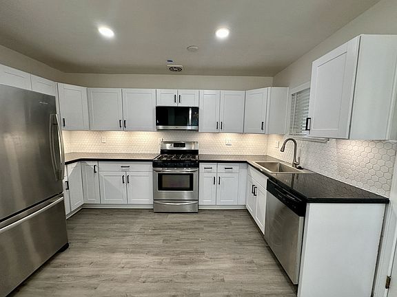 5th image of 13239 Idyl Dr