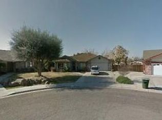 2277 W Della Ct, Porterville, CA 93257
