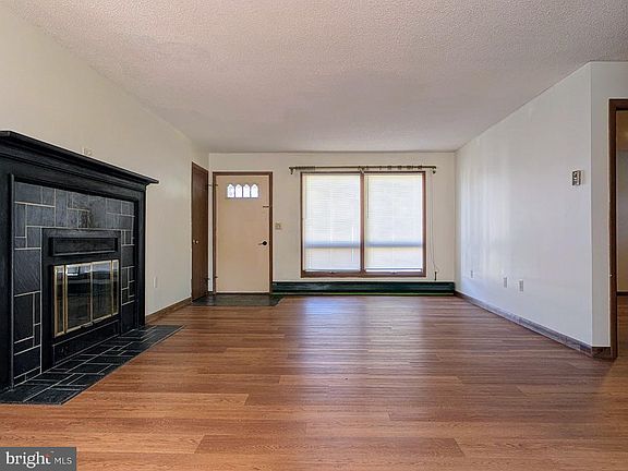 2nd image of 534 N 5th St
