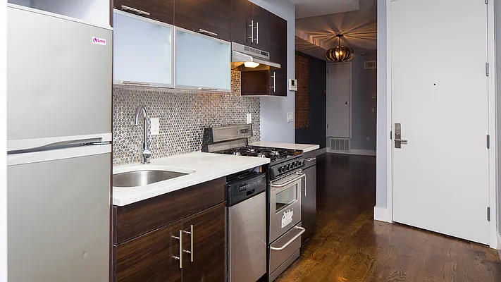 Rented by Nooklyn NYC LLC | media 24