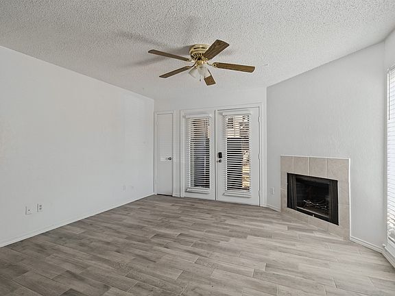 4th image of 9807 Walnut St APT D105