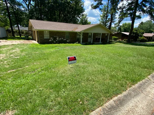 2415 Chaffin Ln, Magnolia, AR 71753