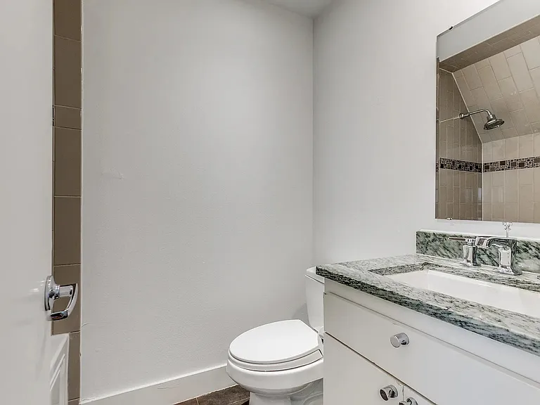 3428 Rosedale Ave #D — Photo 7