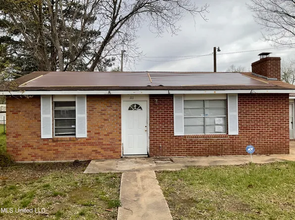 111 Elm St, Port Gibson, MS 39150