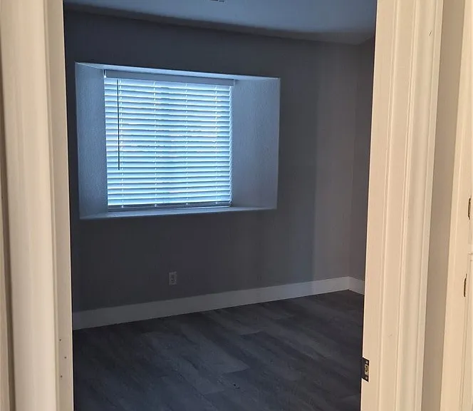 5271 Deanna St — Photo 13