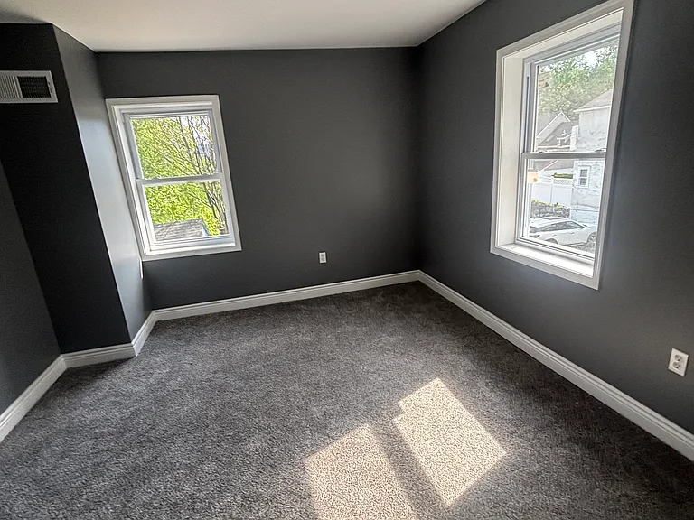 48 Old Lancaster Rd — Photo 16