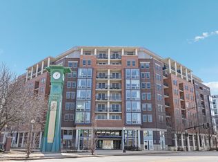 437 W Division St APT 310, Chicago, IL 60610