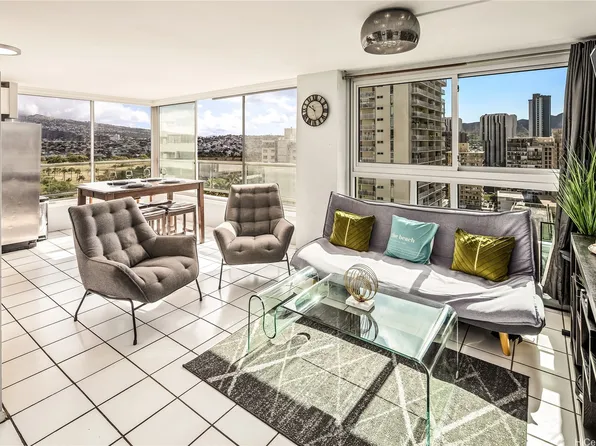 2421 Tusitala St APT 1501, Honolulu, HI 96815