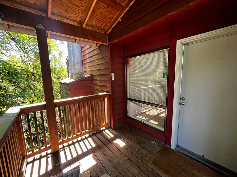 342 SW Hamilton Ct #342 — Photo 4