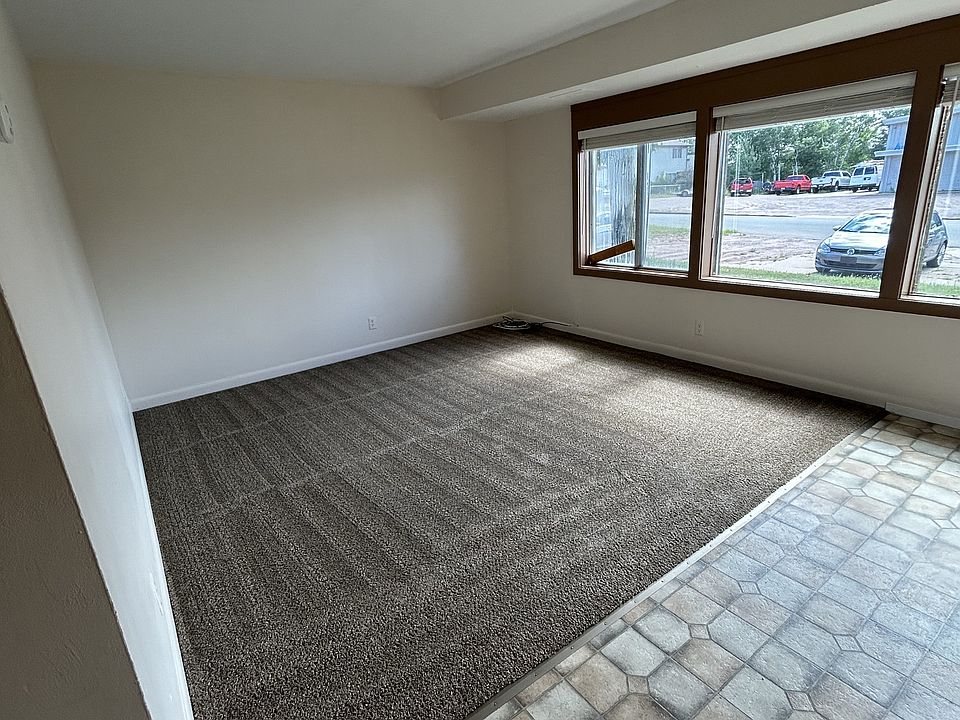 1st image of 1014 W Bluff St #1