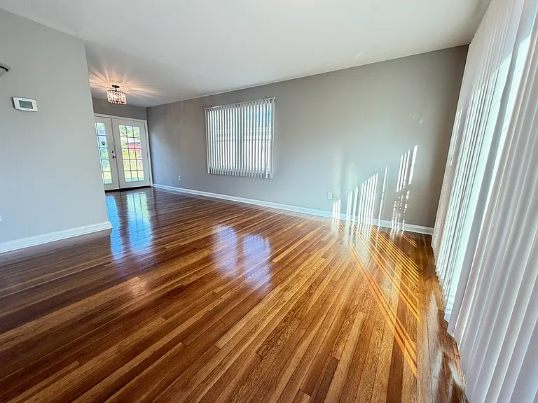 1030 Lakemont Rd — Photo 5