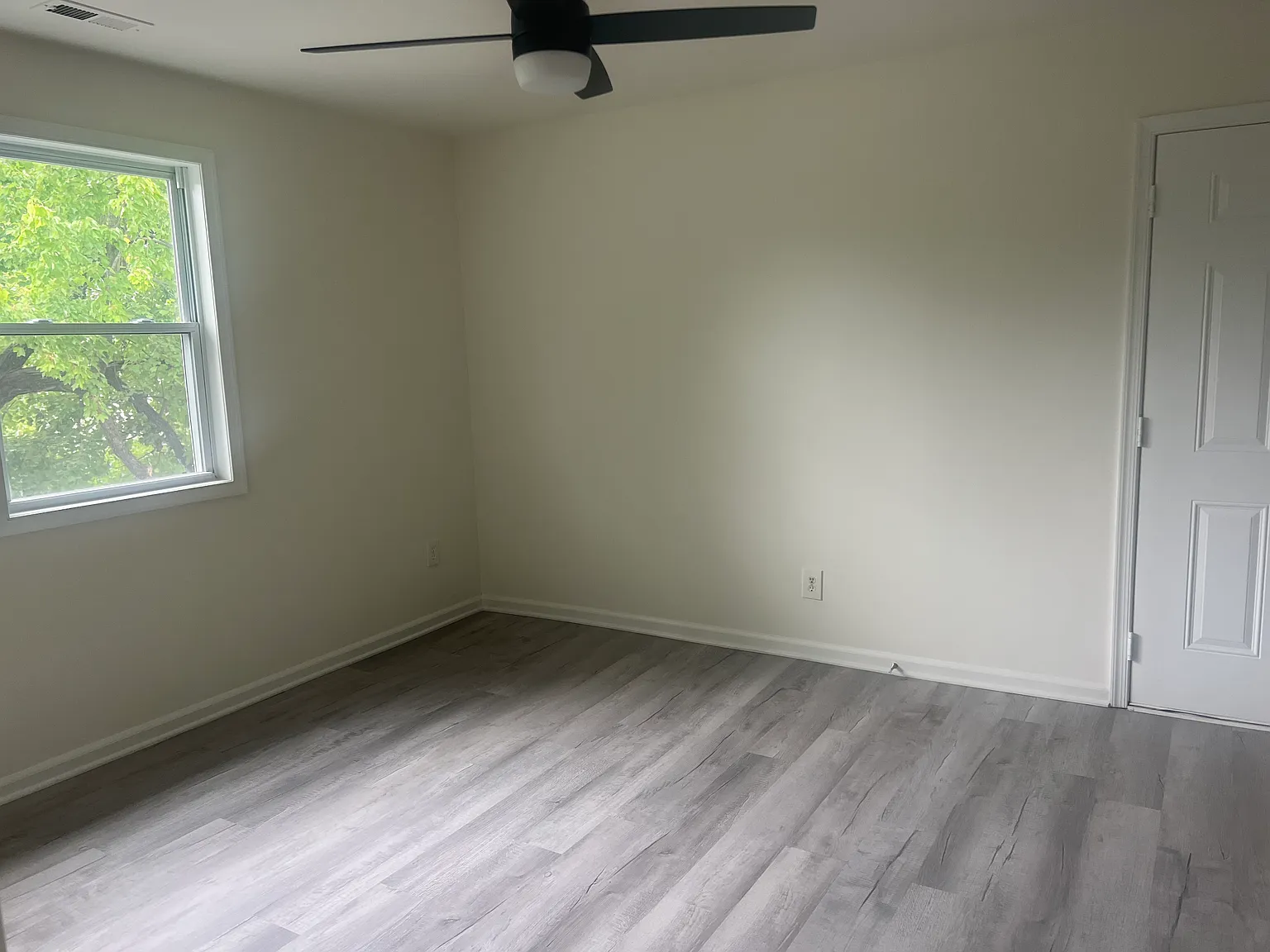 2 bed, 750 sqft, $1,650 — Photo 3