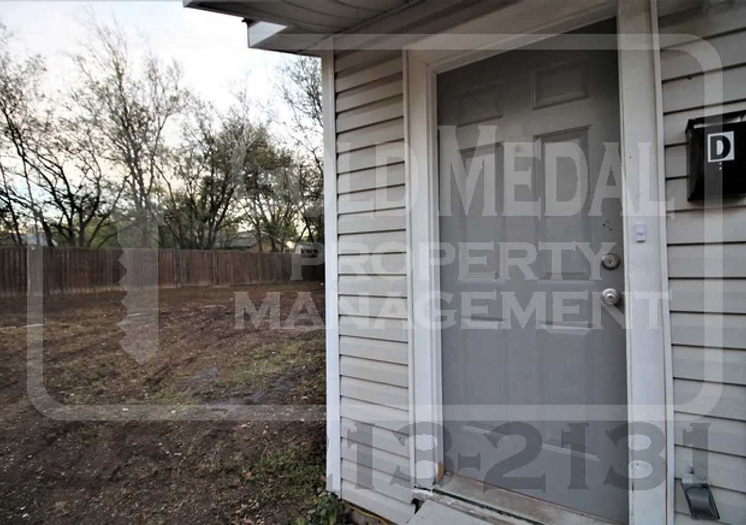 711 W Ave. C — Photo 2