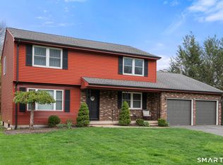 69 Patriot Lane, Newington, CT 06111