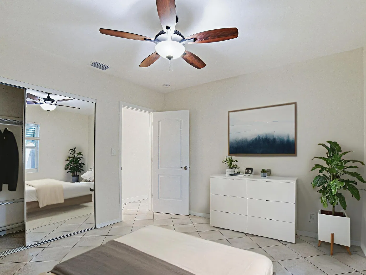 2 bed, 2.0 bath, 1230 sqft, $2,950 — Photo 4