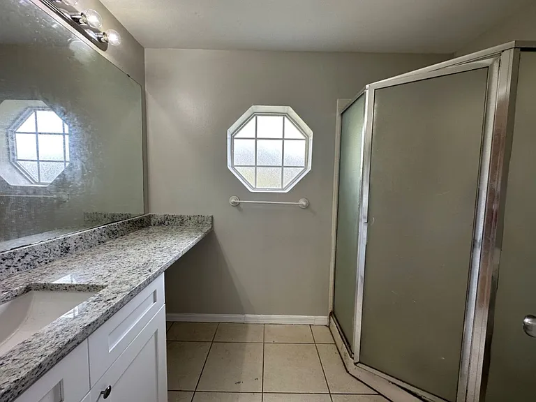 1123 Doncaster Ct — Photo 19