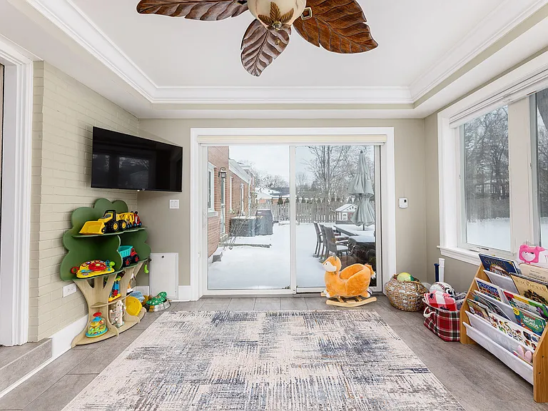 259 Cornell Ave — Photo 14