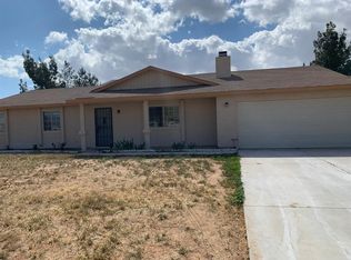 13338 Appleblossom, Apple Valley, CA 92308