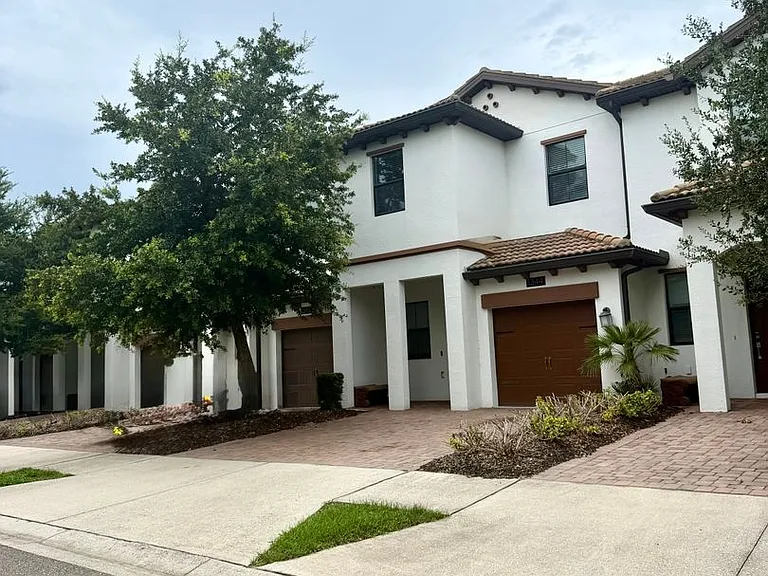 1344 Royal Saint George Blvd — Photo 3