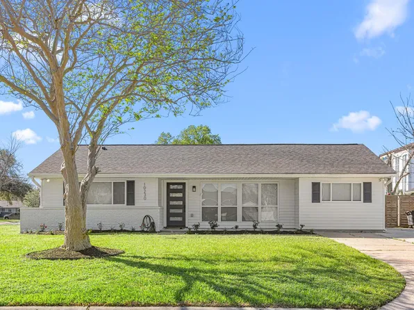 10230 Valencia Dr, Houston, TX 77013