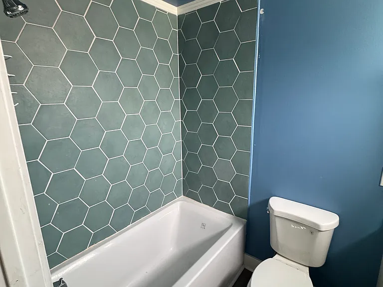 3127 Brighton Rd — Photo 4