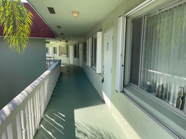 3100 Springdale Boulevard apto, Palm Springs, FL 33461