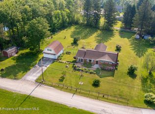 126 Raylean Rd, Montrose, PA 18801