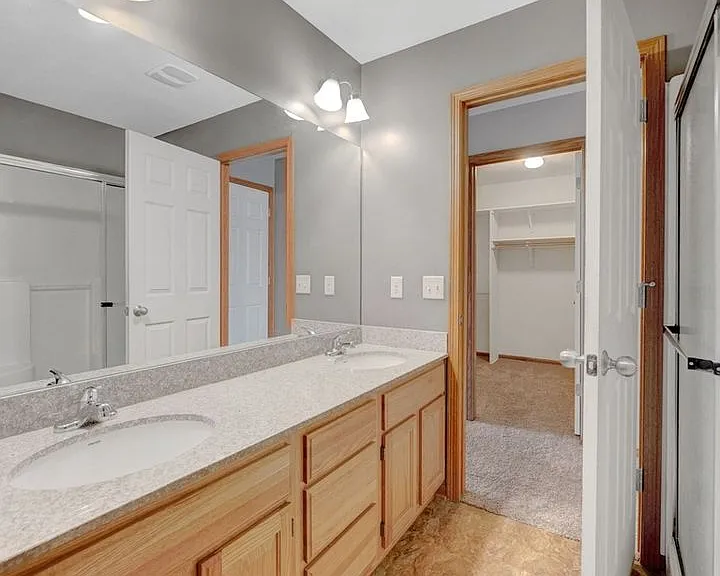 8514 Dewitt Rd — Photo 20