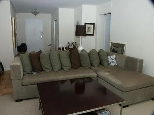 Rented by Corcoran | media 22