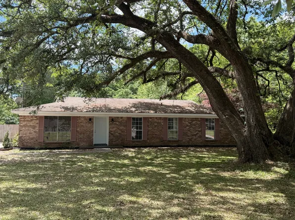 8300 Healy Dr, Mobile, AL 36695