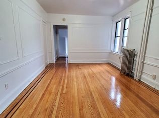 86-30 98th St #3K, Woodhaven, NY 11421