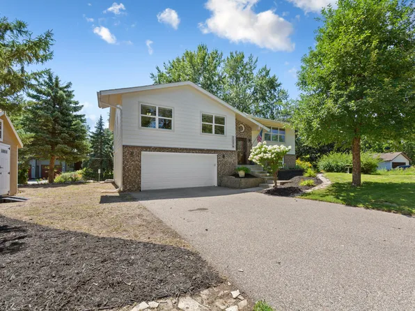 5281 Shore Trl NE, Prior Lake, MN 55372