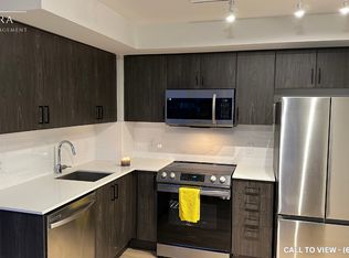 20 Meadowglen Pl #2306, Toronto, ON M1G0A9