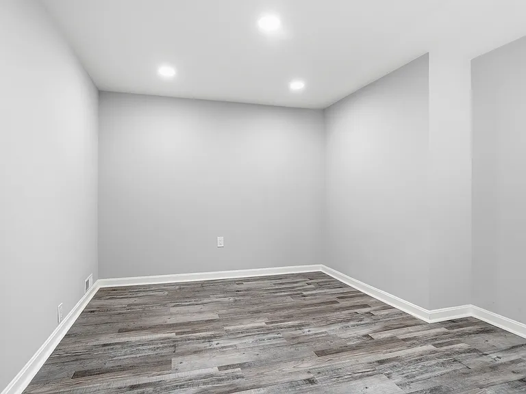 905 McCandless Ave — Photo 17