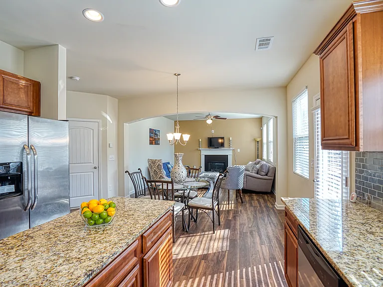 1047 Timber Trl — Photo 16