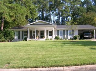 1300 Currituck Dr, Raleigh, NC 27609