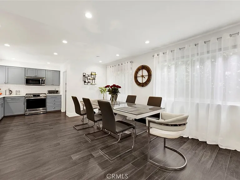 8746 Ruffner Ave — Photo 6