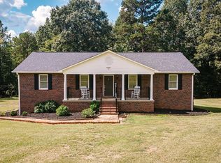 300 Darwin Rd, Gaffney, SC 29340